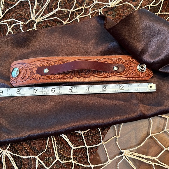 Leather cuff. - Picture 2 of 8